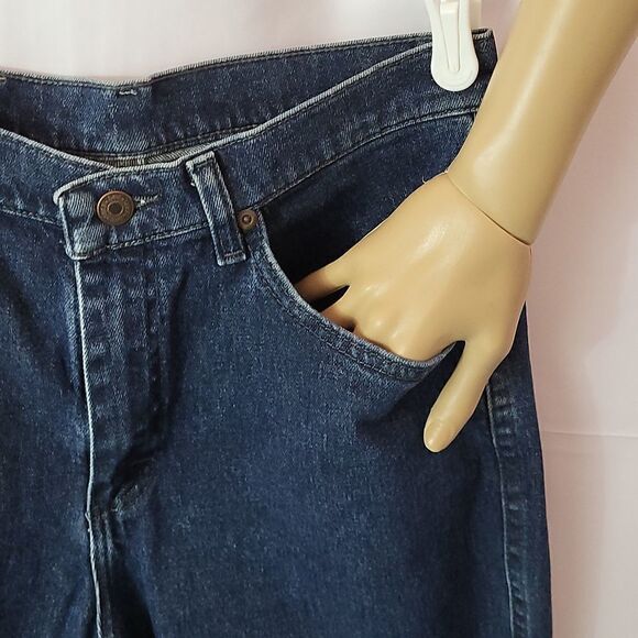 LEE ORIGINAL JEANS, WOMEN'S FIVE POCKET BLUE JEANS, SIZE 12, NOT WORN - Picture 6 of 9